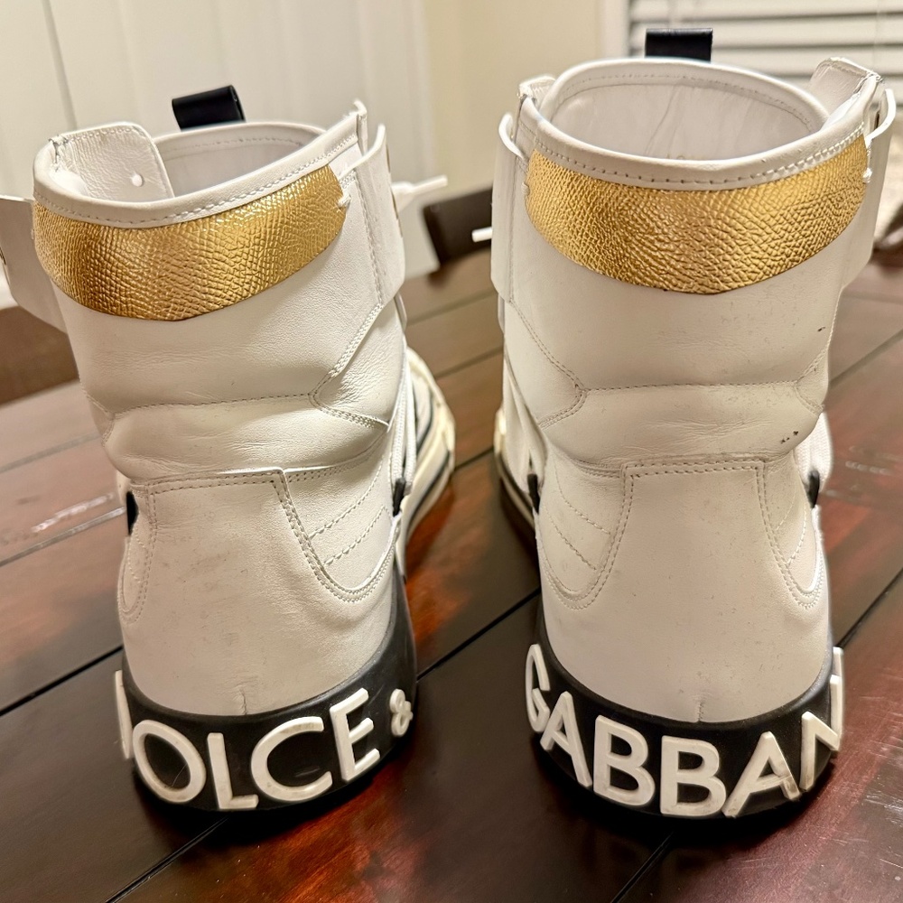 DOLCE & GABBANA HIGH TOP MENS WHITE SNEAKERS WITH GOLD TRIM - Picture 3 of 4